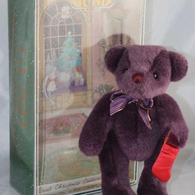 Yulebeary (Christmas) 1996 - 331. Gund, Xmas  Collector's Classic in plush-purple. Made in 1996  and stands 9" H in excellent...