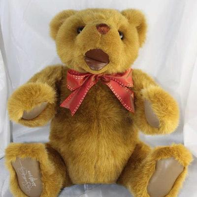 Bustopher - 322. 1992 Gund Signature Collection in  plush caramel/leather-tan. Stands 15