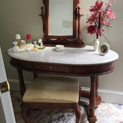  Family Heritage Estate Sales, LLC. New Jersey Estate Sales/ Pennsylvania Estate Sales. 
