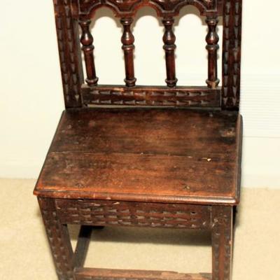 16th CENTURY CHILD'S CHAIR