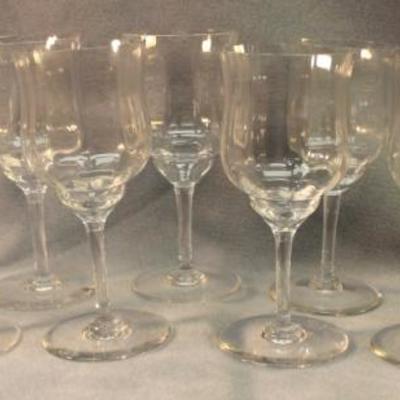 Baccarat, set of 12, Capri crystal red wine  glasses Size:  5.5