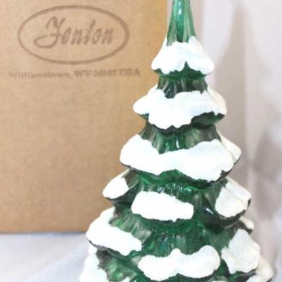 Fenton - 6" Christmas tree in the box: emerald  with snow.
