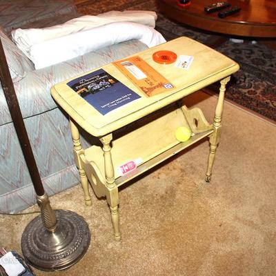 Vintage magazine table, floor lamp, sleeper sofa