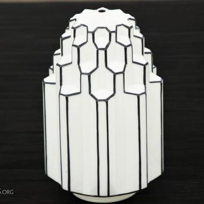 Vintage White Milk Glass Art Deco Black & White Skyscraper Lamp 