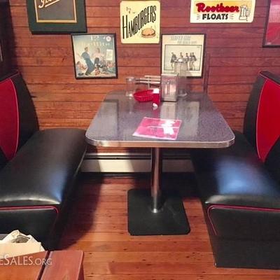 50s Style Diner Booths & Table