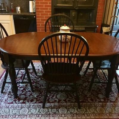 Dining Set w/6 Windsor Back Chairs