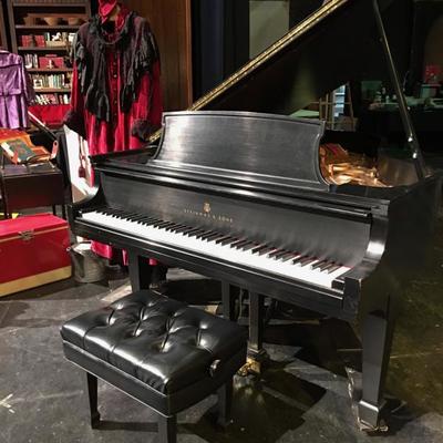 Classic Steinway Grand Piano in beautiful condition