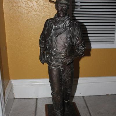 Full body bronze statue of John Wayne by Robert Summers