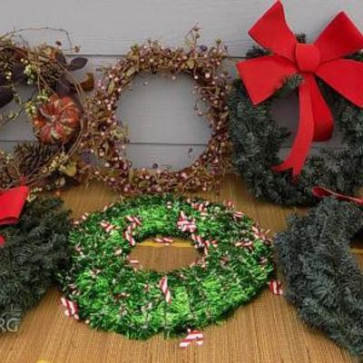 IET017 Christmas and Thanksgiving Wreaths
