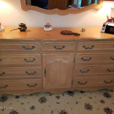 $600 Ethan Allen Dresser ++ Cash Only. No Returns. All Sales Are Final.. Email SalesByPamela@gmail.com to purchase and arrange pickup in...