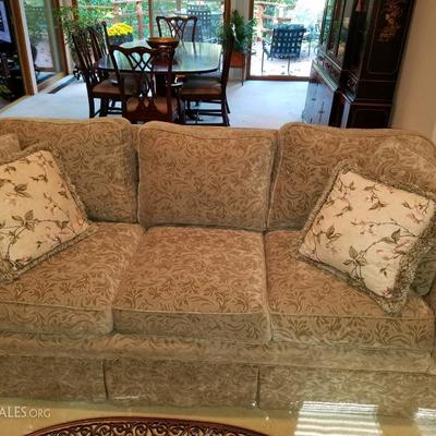 $800 Sherrill Couch. Like New. Pillows Included. (Not a Sleeper) +++ Cash Only. No Returns. All Sales Are Final. **Email...