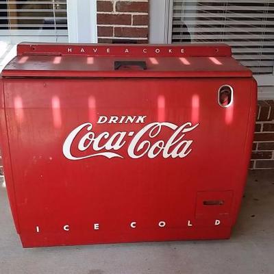 Working Vintage Coke Chest Machine $1,200 or best offer.  Runs and cools.