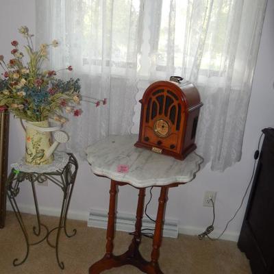 Several end tables 