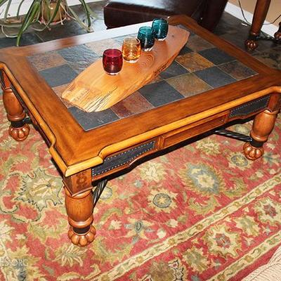 Coffee table, wooden centerpiece
