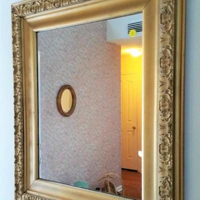 Nice ornate gold framed mirror