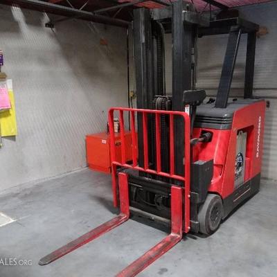 Raymond Electric 4000 Lb. Stand Up Fork Lift