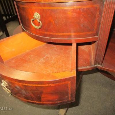 Antique Clover Table