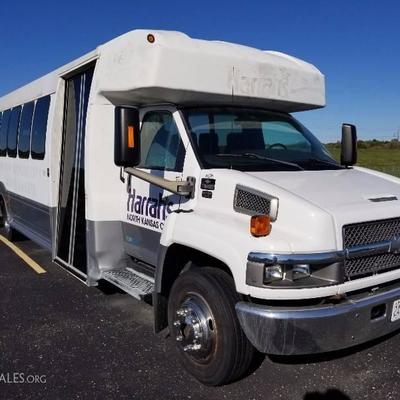 32 Passenger Shuttle Bus, Harrahs