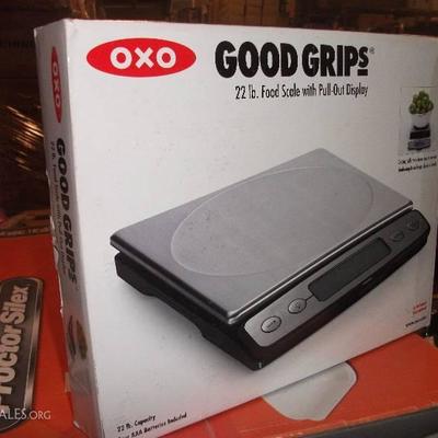 OXO Good Grips Stainless Steel Food Scale with Pull Out Display, 22-Pound