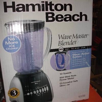 Hamilton Beach WaveMaker 10-Speed Blender with 48 oz Glass Jar, Black (50235)