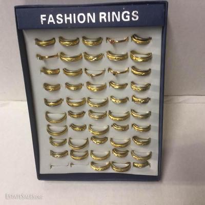 Fashion Rings (costume jewelry)