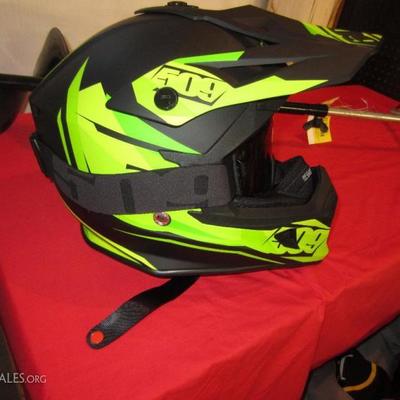 509 Tactical XXL Snowmobile Helmet w/ Goggles