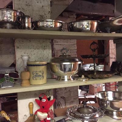 Assorted Kitchenware.