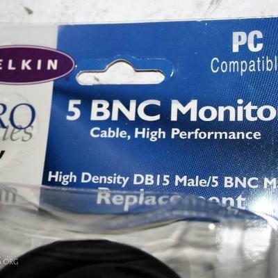 BELKIN PRO SERIES 6' 1.8M 5 BNC MONITOR DB15 MALE/5 BNC MALES