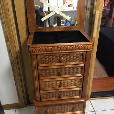 large rattan/wicker jewelry chest (new!)