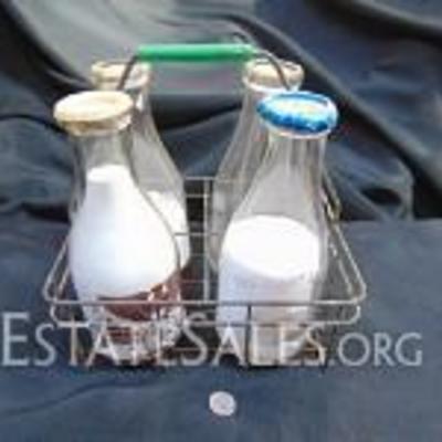 Vinetage Milk Rack & Four Milk Bottles