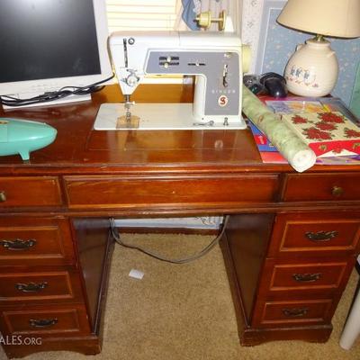 singer sewing/desk cabinet
