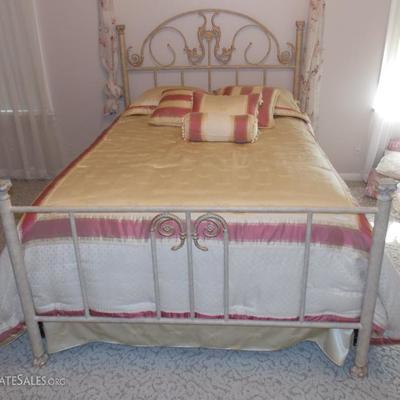 Queen size off white metal bed