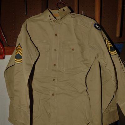 WWII - KOREAN WAR MILITARY U.S. ARMY UNIFORM SHIRT