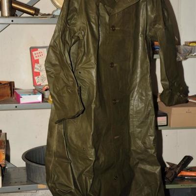 WWII - KOREAN WAR WET WEATHER COAT