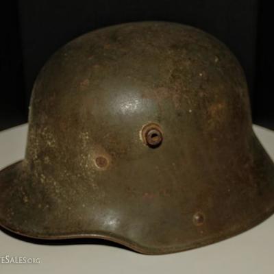 This is a World War 1 Stahlhelm. This is the M1916 version and was the one used in World War 1. The WW1 version had a few differences...
