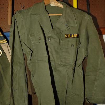 WWII - KOREAN WAR MILITARY U.S. ARMY UNIFORM JACKET