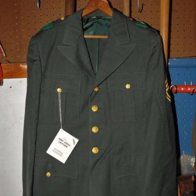 WWII - KOREAN WAR MILITARY U.S. ARMY UNIFORM JACKET NOS