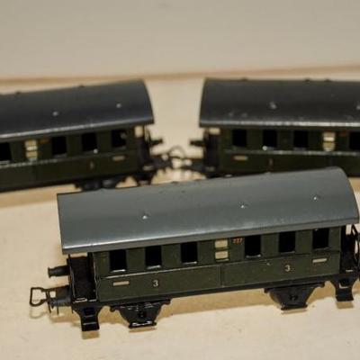MARKLIN 1945-47 00 GAUGE TRAIN CARS 