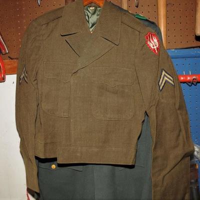 WWII - KOREAN WAR MILITARY U.S. ARMY EISENHOWER UNIFORM JACKET