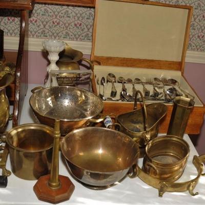 MISC BRASS OBJECTS