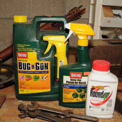 UNOPENED YARD SPRAYS