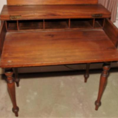 ANTIQUE DESK