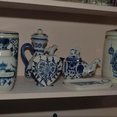 SELECTION OF MARKED DELFT