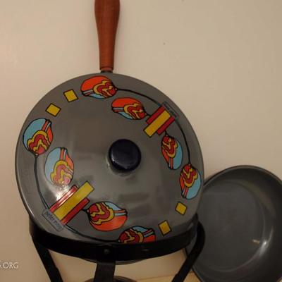 PETER MAX ENAMEL CHAFFING DISHES 