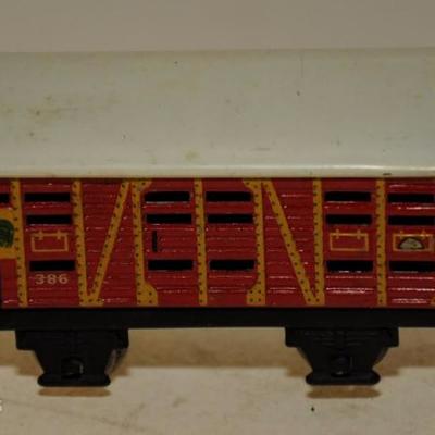 PRE-WAR OO GAUGE MARKLIN TRAIN CARS  