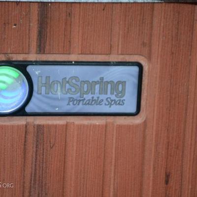 Hot Springs Grandee Hot Tub
It is up and operational as we speak
It is around 4 years old 
It is a salt water hot tub
It has been...