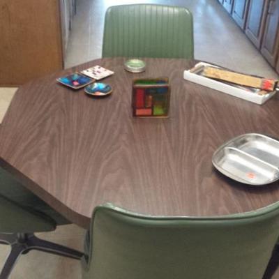 Mid Century Modern Kitchen Table - 2 leaves plus 2 additional chairs (not pictured)