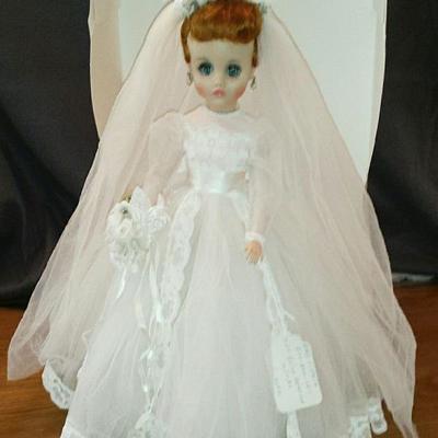 Madam Alexander 17in Elise Bride-Vintage C-565541