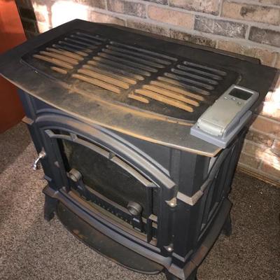 36.000 BTU NATURAL GAS HEATER WITH REMOTE, WORKS GREAT