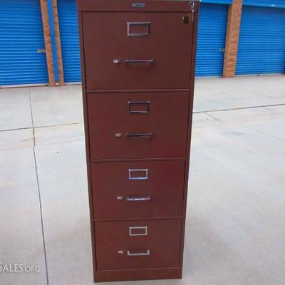 Metal 4 drawer filing cabinet
